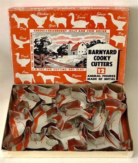 Vintage Set of 12 Barnyard cooky Metal Cookie Cutters in 